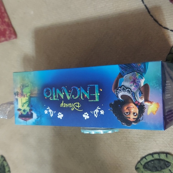 Disney Encanto Flashing LCD Watch - New! - Picture 7 of 9